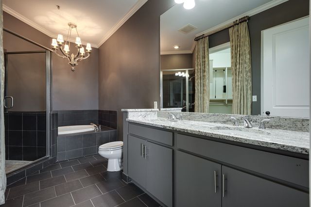 4120 Ridgefield Dr Apt 200, Nashville, TN 37205