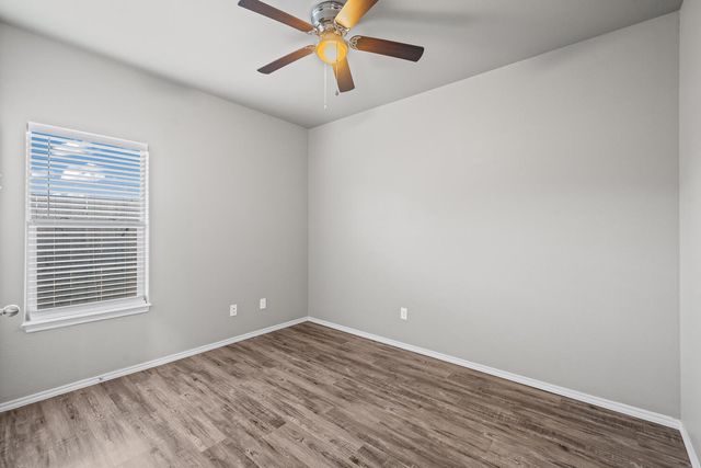 704 Hillshire Avenue, Wolfforth, TX 79382