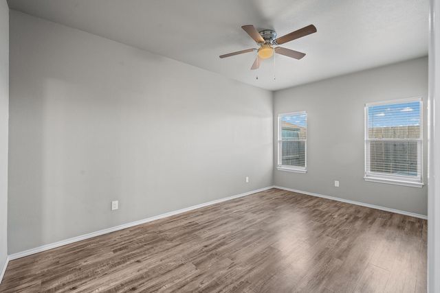 704 Hillshire Avenue, Wolfforth, TX 79382