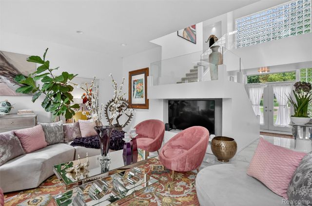 4845 Bryn Mawr Drive, Bloomfield Hills, MI 48301