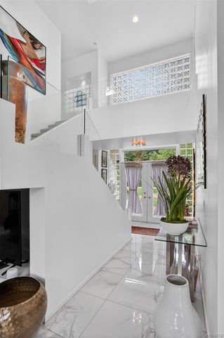 4845 Bryn Mawr Drive, Bloomfield Hills, MI 48301