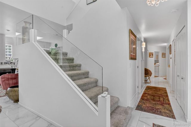 4845 Bryn Mawr Drive, Bloomfield Hills, MI 48301