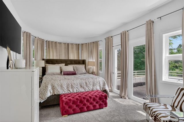 4845 Bryn Mawr Drive, Bloomfield Hills, MI 48301