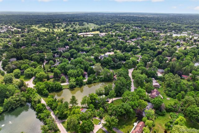 4845 Bryn Mawr Drive, Bloomfield Hills, MI 48301
