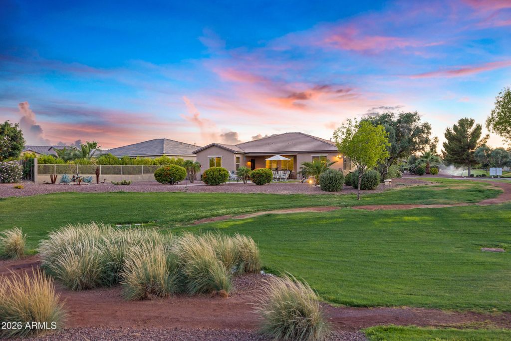 Image 30 of property listing at 19833 N MONTE Lane, Maricopa, AZ 85138