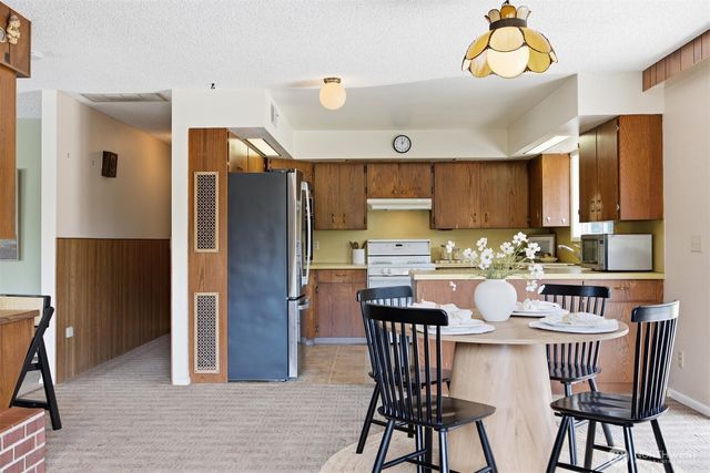9471 Axlund Road, Lynden, WA 98264