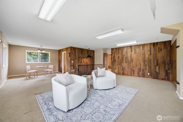 9471 Axlund Road, Lynden, WA 98264