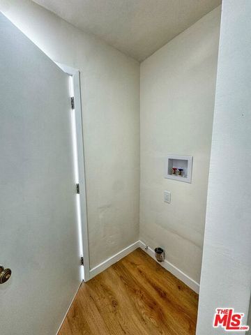 619 Elm Avenue, Inglewood, CA 90301