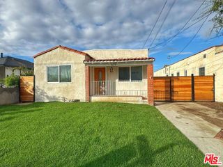 619 Elm Avenue, Inglewood, CA 90301