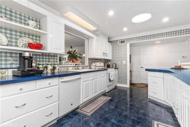 4722 Scenario, Huntington Beach, CA 92649