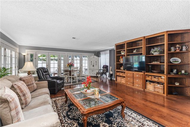 4722 Scenario, Huntington Beach, CA 92649