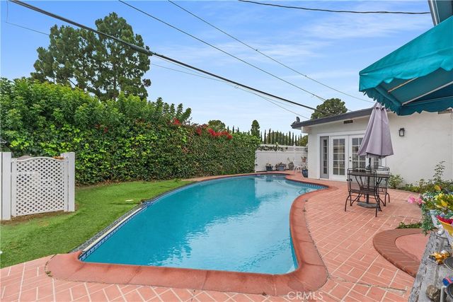 4722 Scenario, Huntington Beach, CA 92649
