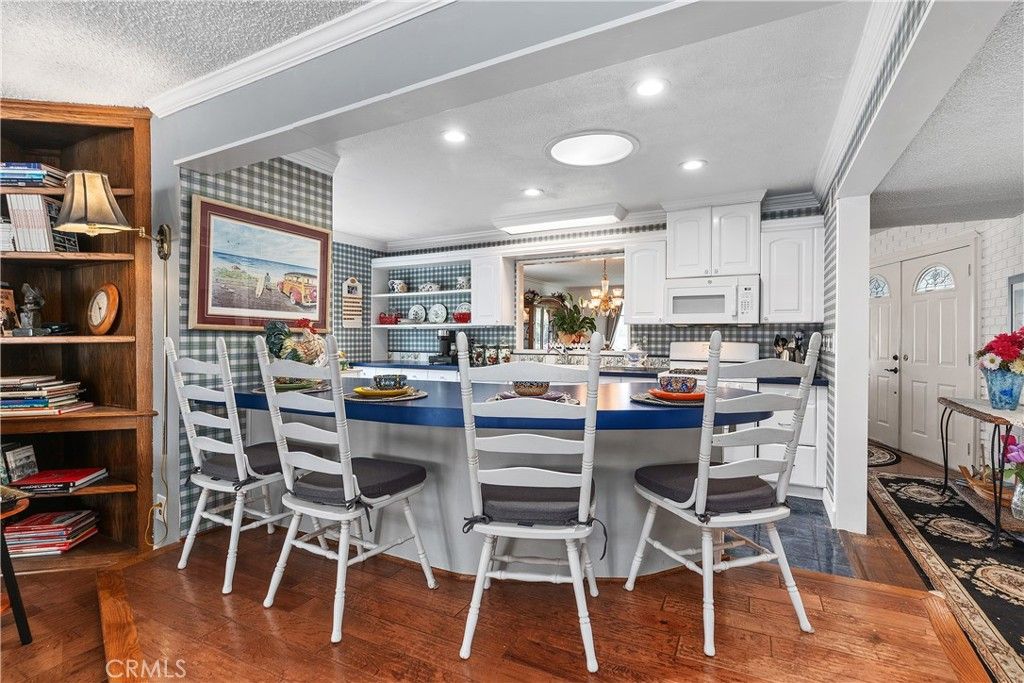 Image 10 of property listing at 4722 Scenario, Huntington Beach, CA 92649