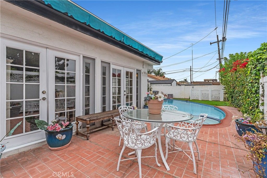 Image 32 of property listing at 4722 Scenario, Huntington Beach, CA 92649