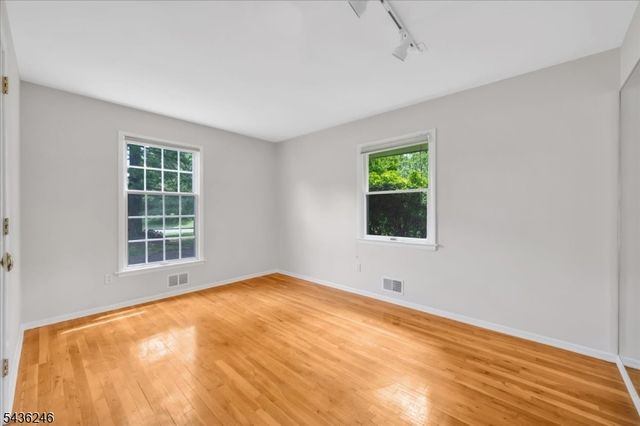 1097 Cambridge Ln, Bridgewater Twp., NJ 08807