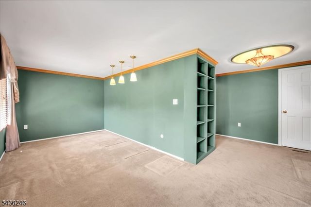 1097 Cambridge Ln, Bridgewater Twp., NJ 08807