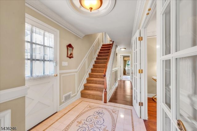 1097 Cambridge Ln, Bridgewater Twp., NJ 08807