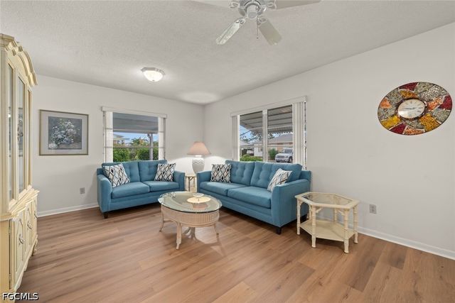 16 Dawn Flower CIR, Lehigh Acres, FL 33936