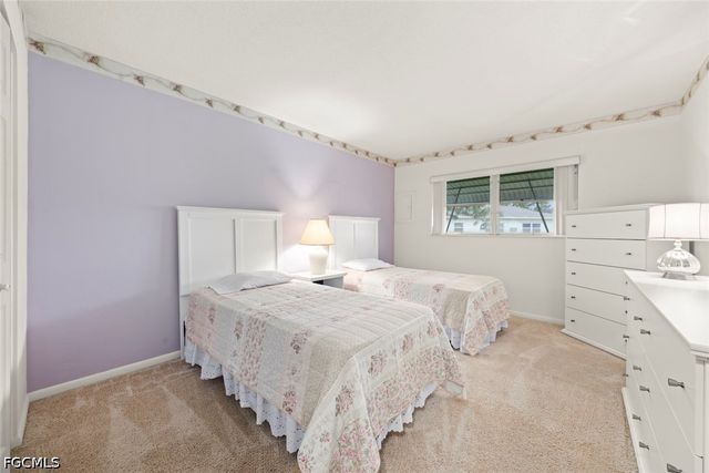 16 Dawn Flower CIR, Lehigh Acres, FL 33936