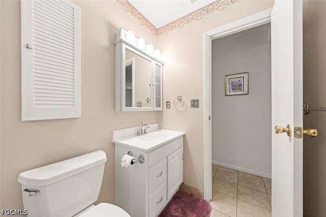 16 Dawn Flower CIR, Lehigh Acres, FL 33936