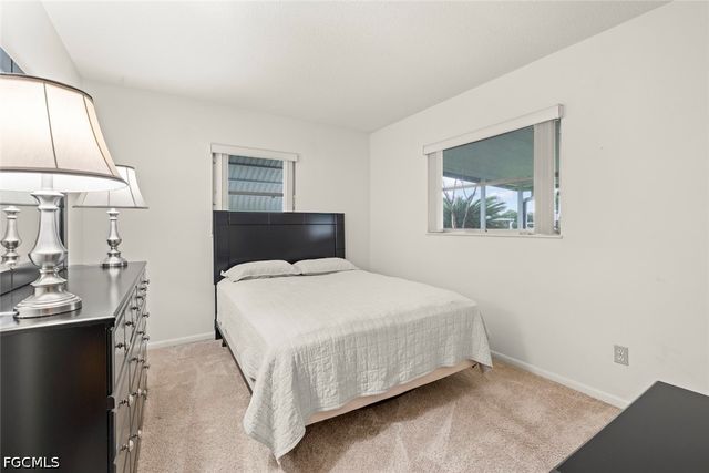 16 Dawn Flower CIR, Lehigh Acres, FL 33936