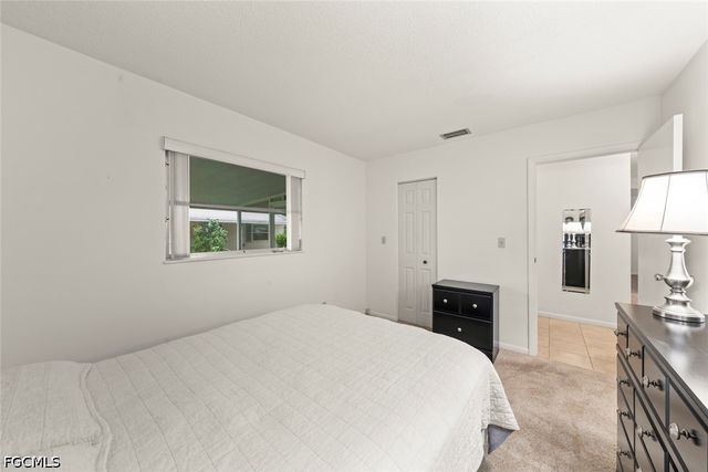 16 Dawn Flower CIR, Lehigh Acres, FL 33936