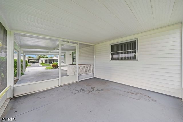 16 Dawn Flower CIR, Lehigh Acres, FL 33936