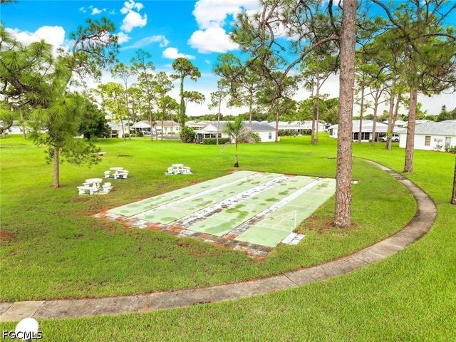 16 Dawn Flower CIR, Lehigh Acres, FL 33936