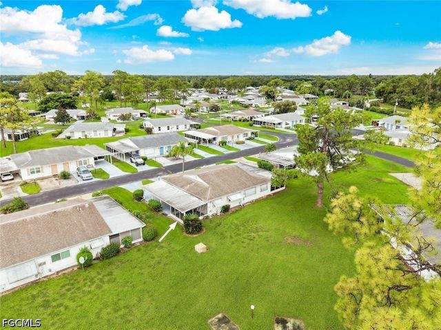 16 Dawn Flower CIR, Lehigh Acres, FL 33936