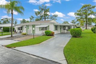 16 Dawn Flower CIR, Lehigh Acres, FL 33936