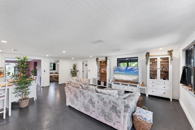 1651 LAKEVIEW PLACE, Englewood, FL 34223