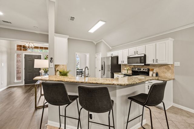 8609 Matt Drive, North Richland Hills, TX 76182