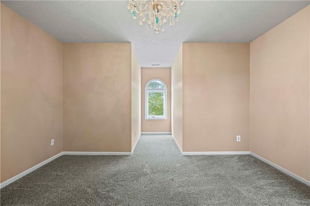 15145 Lakeport Lane, Smithville, MO 64068