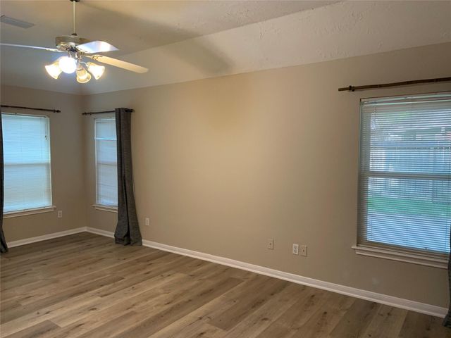 3611 Stratford Town Lane, Sugar Land, TX 77498