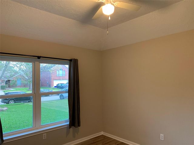 3611 Stratford Town Lane, Sugar Land, TX 77498