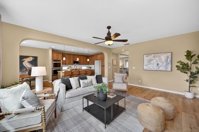 2045 Grayhorse Dr, Auburn, CA 95603