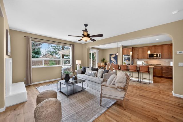 2045 Grayhorse Dr, Auburn, CA 95603