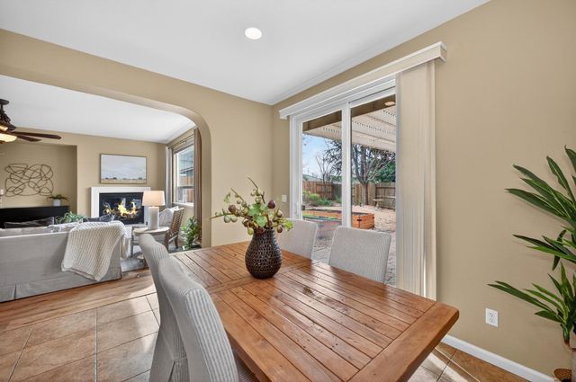 2045 Grayhorse Dr, Auburn, CA 95603