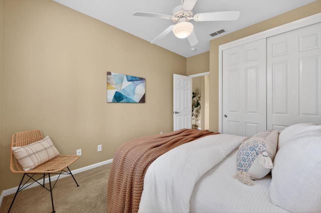 2045 Grayhorse Dr, Auburn, CA 95603