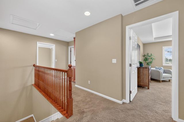 2045 Grayhorse Dr, Auburn, CA 95603