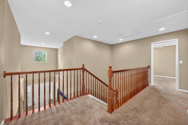 2045 Grayhorse Dr, Auburn, CA 95603