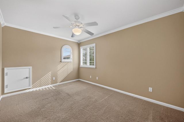 2045 Grayhorse Dr, Auburn, CA 95603