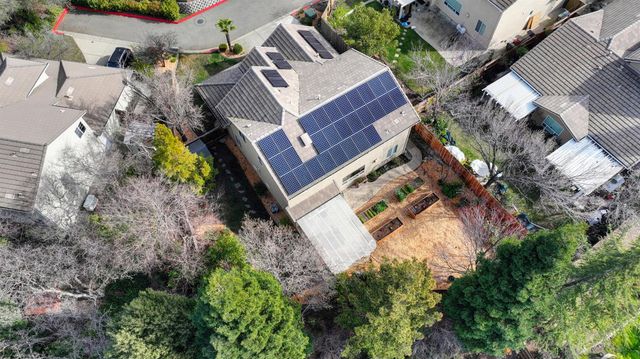 2045 Grayhorse Dr, Auburn, CA 95603