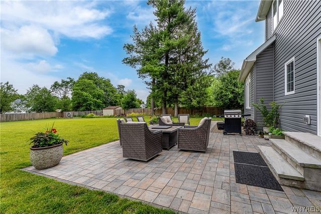 924 Klein Rd, Amherst, NY 14221