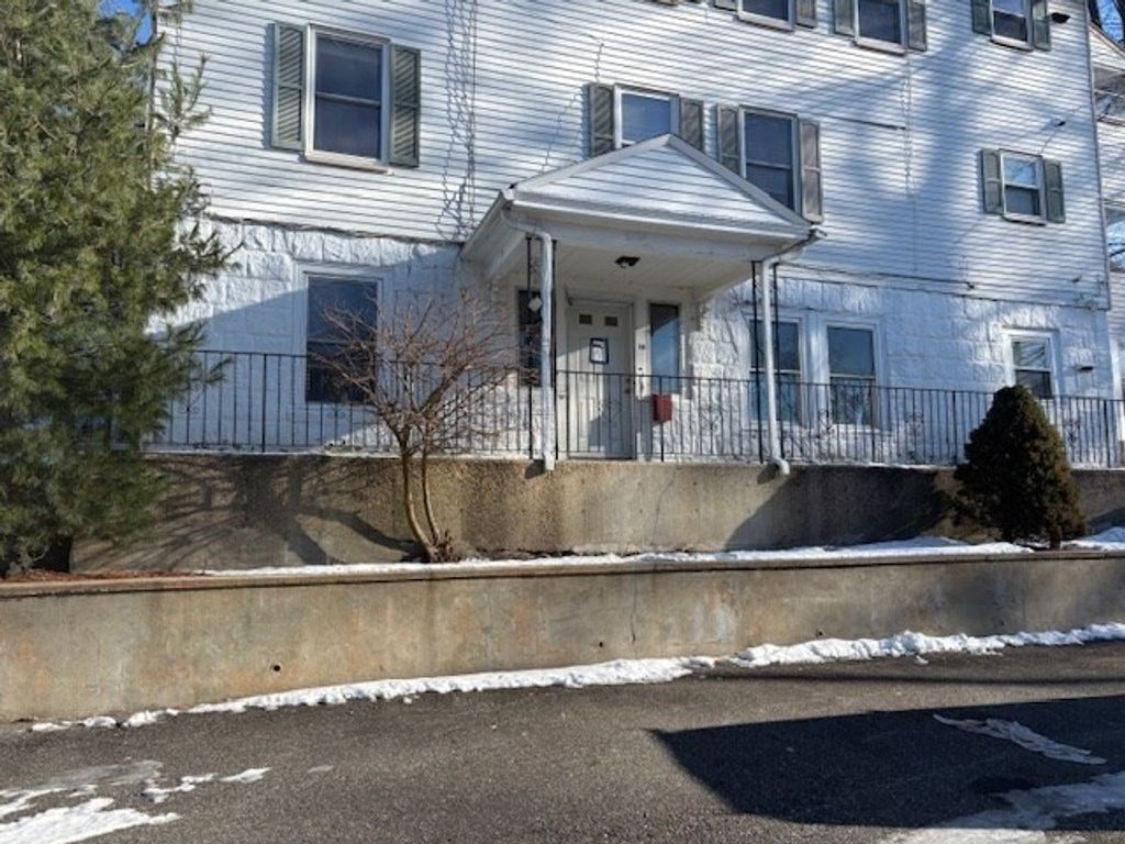 19 Eaton 19, Winchester, MA 01890