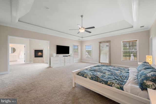 15097 BARLOW DR, Waterford, VA 20197