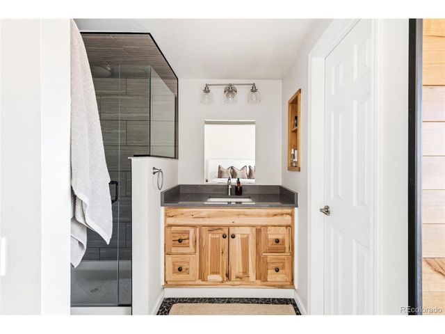 8164 Carr Cir, Arvada, CO 80005