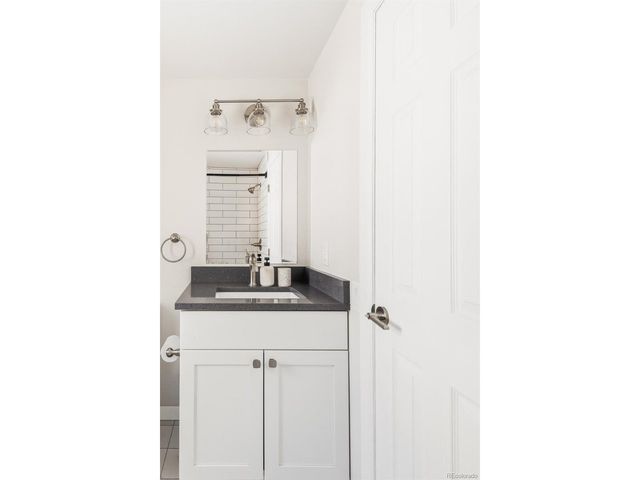 8164 Carr Cir, Arvada, CO 80005