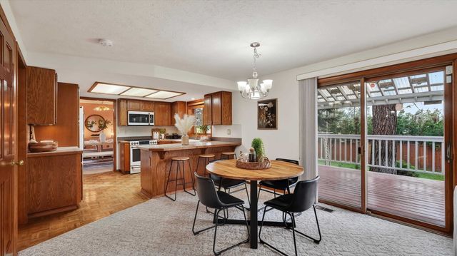 7203 N Sutherlin St, Spokane, WA 99208