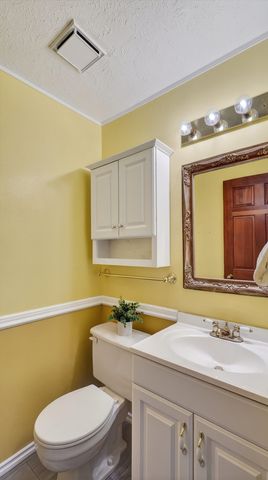 7203 N Sutherlin St, Spokane, WA 99208